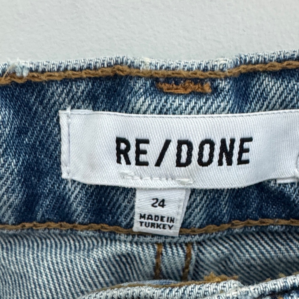 Re/Done 70’s Straight Leg High Rise Jeans in Washed Blue with Distressed Knee - Picture 3 of 6